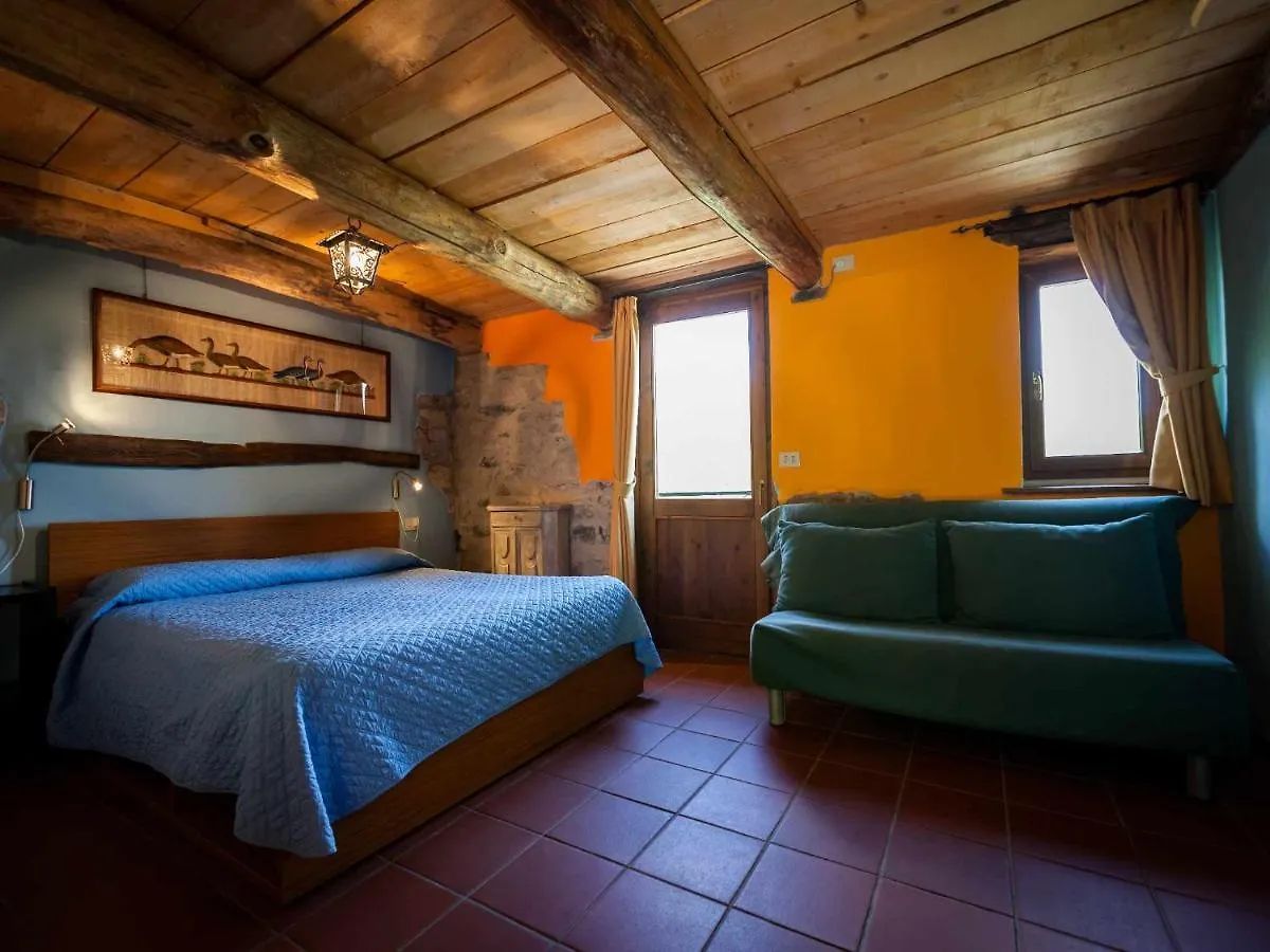 Schignano  Agriturismo Al Marnich בית חווה