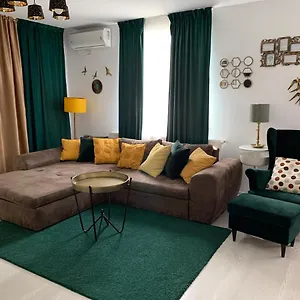 Villagrey , Tunarii רומניה