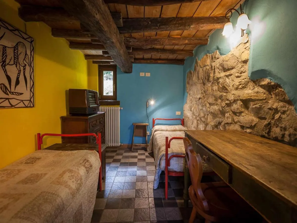 Farm stay Agriturismo Al Marnich Schignano