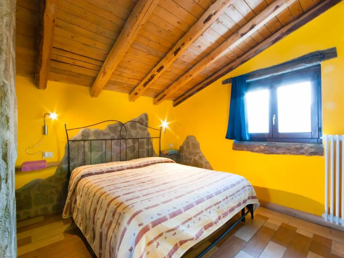 Agriturismo Al Marnich Schignano  Farm stay Schignano (Como)