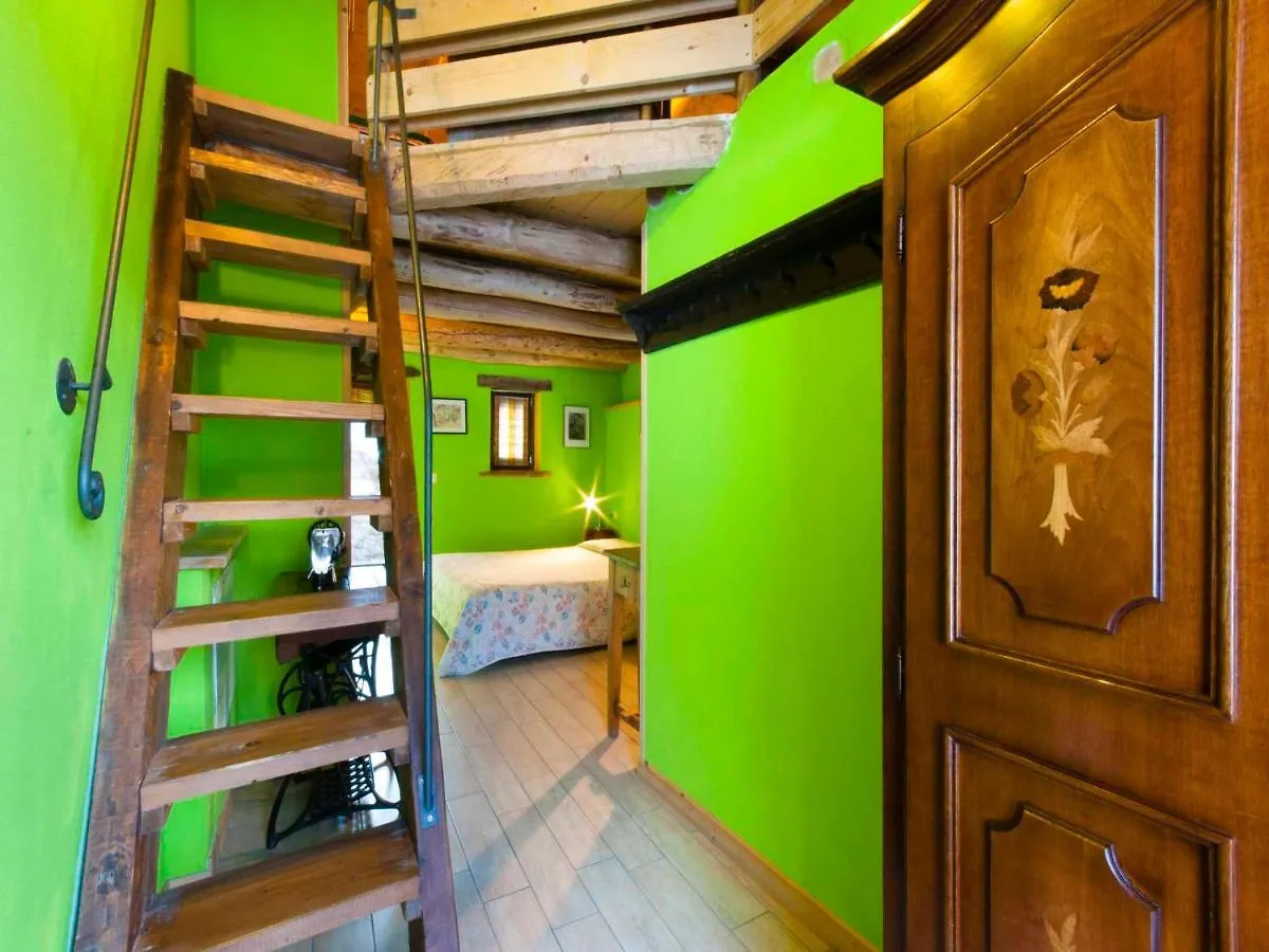 Agriturismo Al Marnich Schignano  Farm stay Schignano (Como)